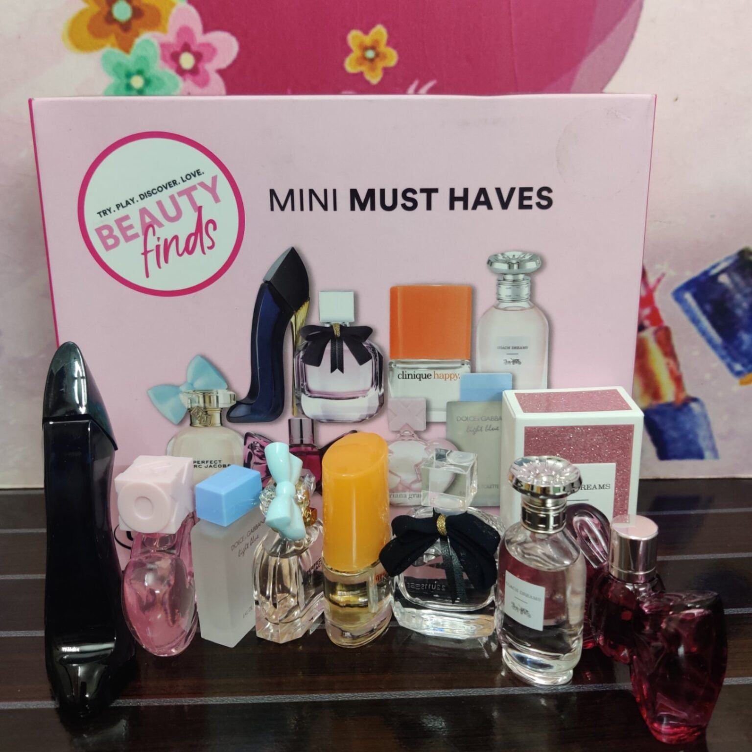 Ulta Beauty Finds Mini Must Have 8pc Perfume Kits Alzak